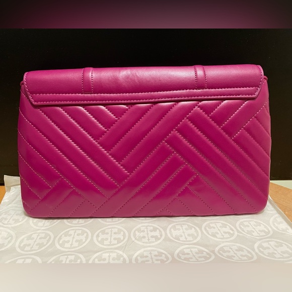 Tory Burch clutch - Picture 2 of 3